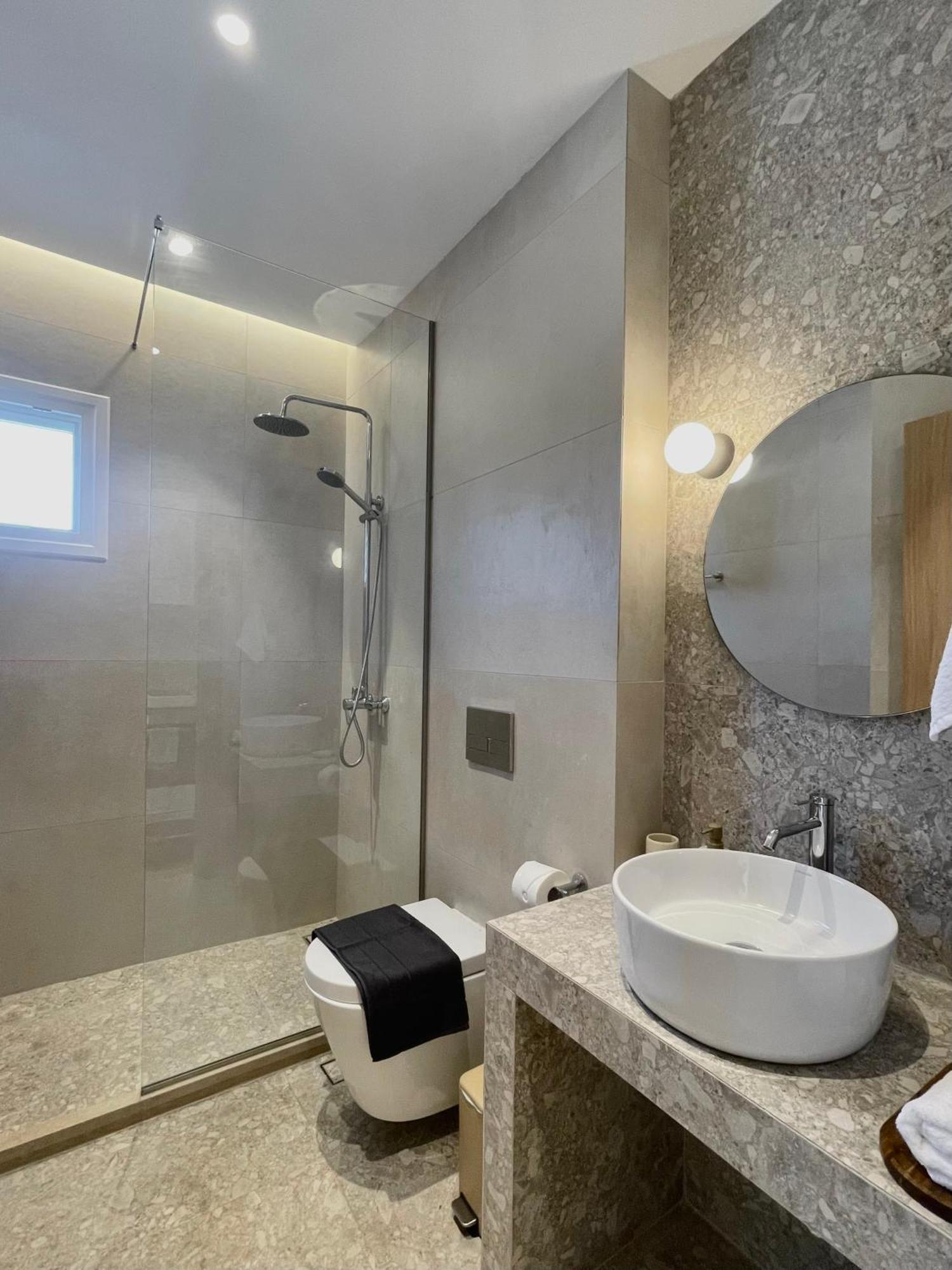 Staybridge Apartments, เมซอนกิ ภายนอก รูปภาพ